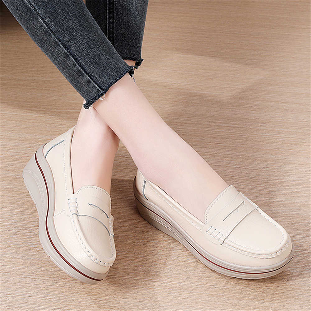 レースレス春秋秋ブーツ女性用テニスブラウン女性スニーカーレデ - Outdoor Sport Brand Shoes のレビューと価格