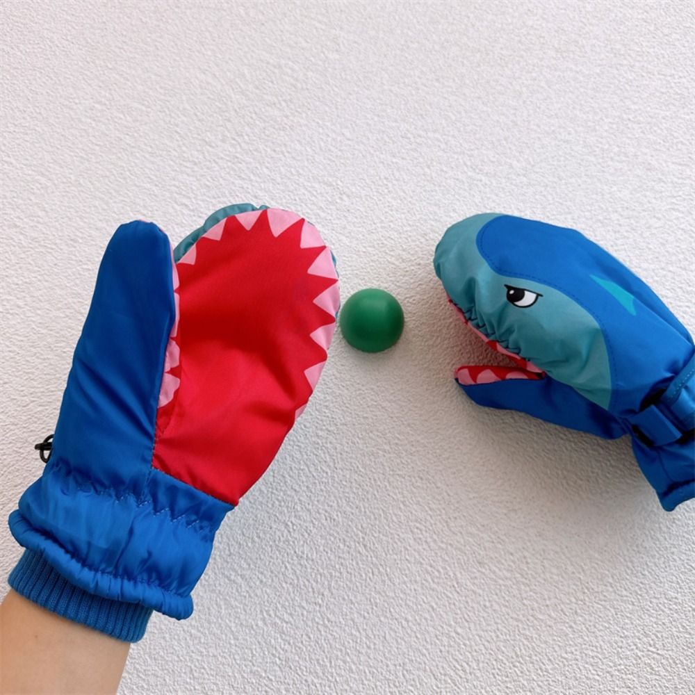 漫画子供用スキーグローブ暖かいサメ柄スノーボードミトン防風防 - Outdoor Sport Gloves のレビューと価格